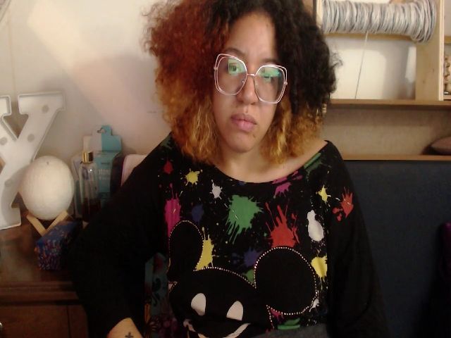 Live sex webcam photo for Sammy_00 #260916028