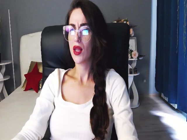 Live sex webcam photo for VictoriaJamy #256242117