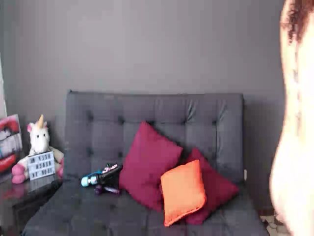 Live sex webcam photo for Latin__curly #265606156