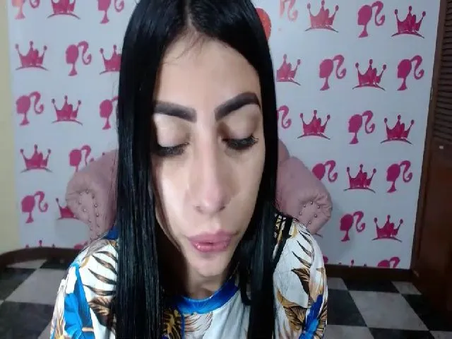 Live sex webcam photo for Naughtty_Doll #264391987