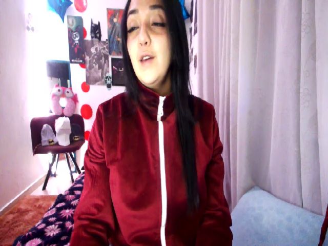 Live sex webcam photo for Sexy_lolas #257424035