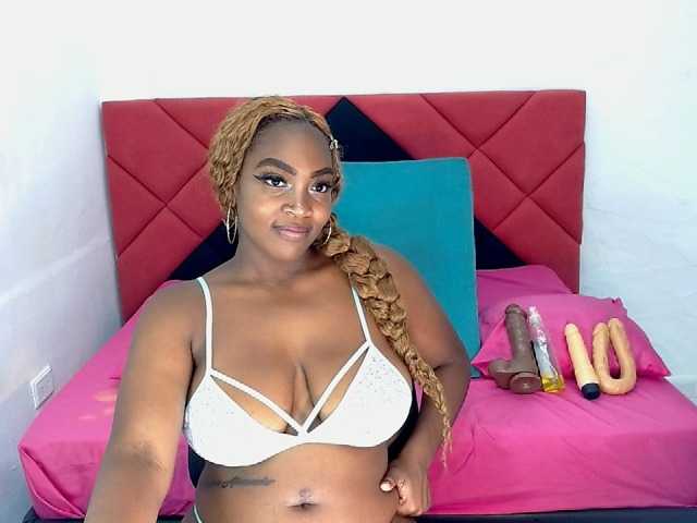 Live sex webcam photo for CharlizeBanks #259117517