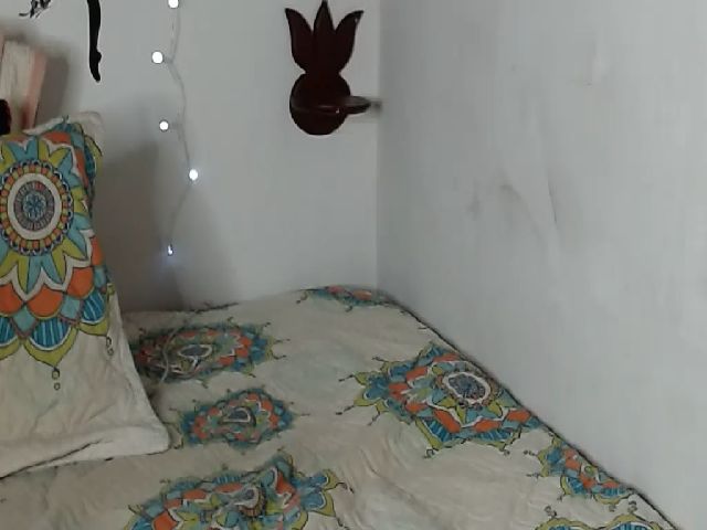 Live sex webcam photo for Aislinnfire #264642490