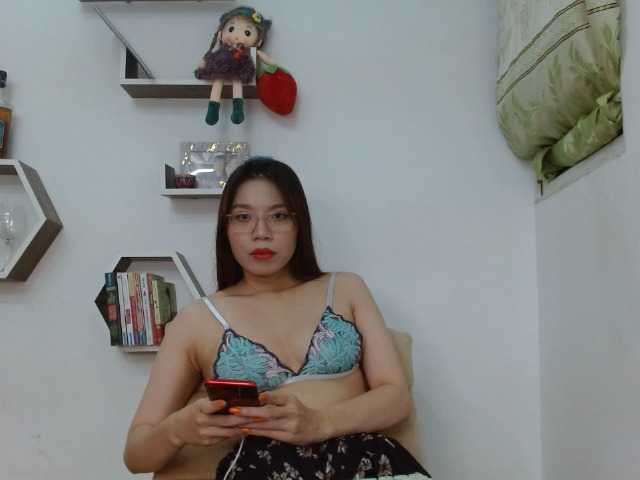 Live sex webcam photo for Lalaluna #245474294