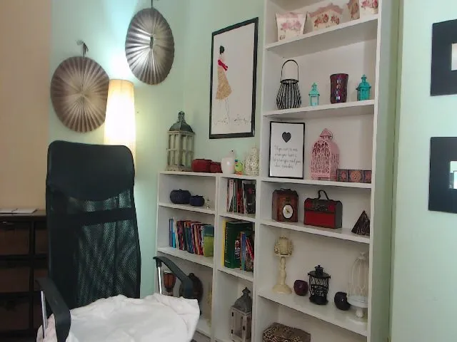 Live sex webcam photo for I_am_Kitty #263101006