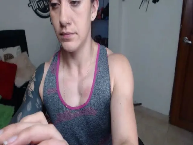 Live sex webcam photo for musclequeen #254292826