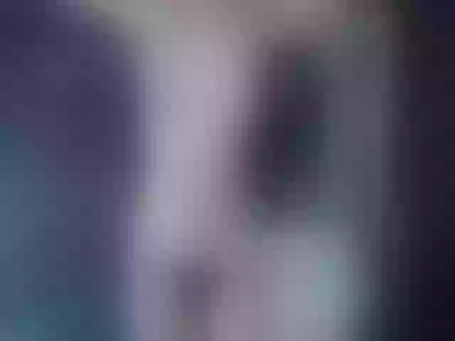 Live sex webcam photo for JoanQueen #264773739