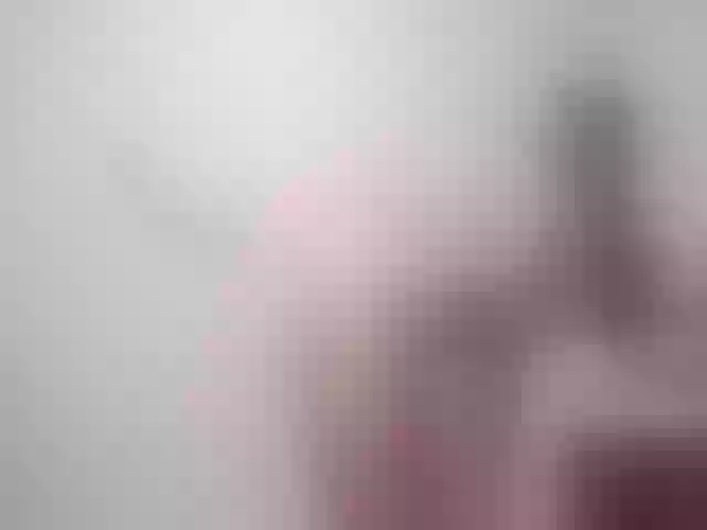 Live sex webcam photo for HotAndSexyGi #254114601