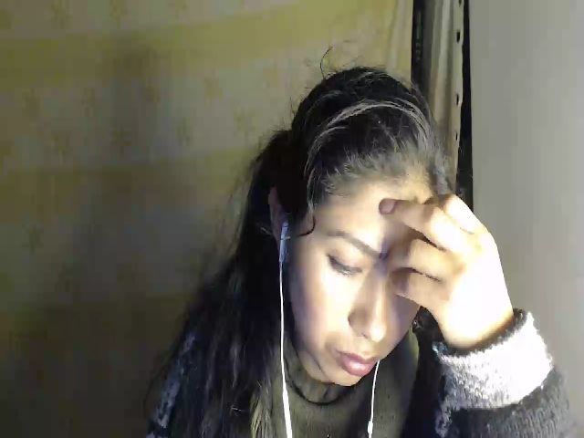 Live sex webcam photo for CHILENITAHOT #256640091