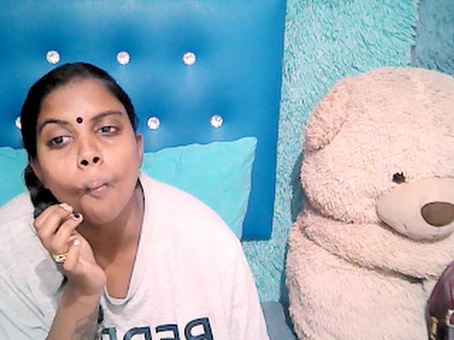 Live sex webcam photo for Indianpride #264131552