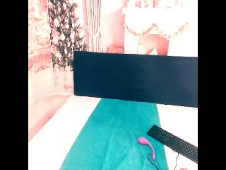 Live sex webcam photo for Sexyindianzn #252018971