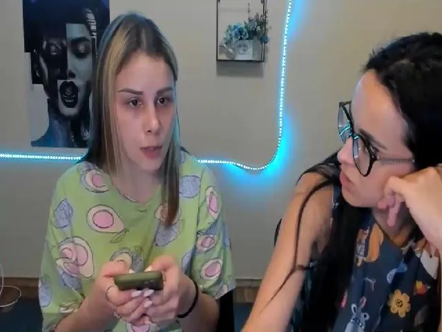 Live sex webcam photo for PolliMilk #259878499