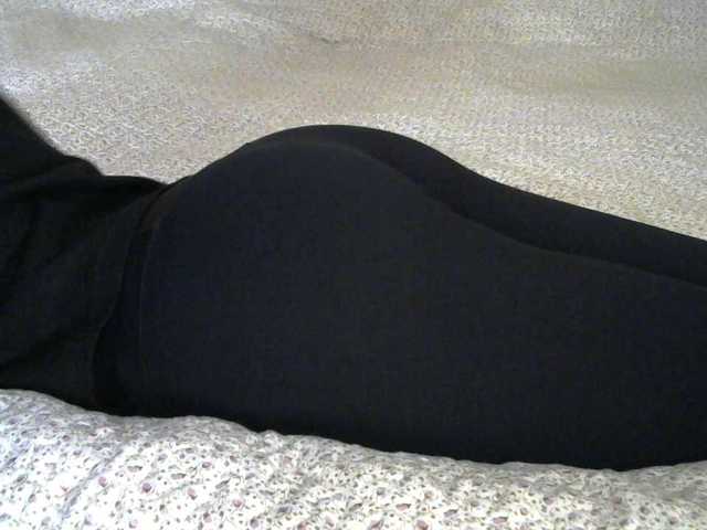 Live sex webcam photo for liZAAAZ #242229243