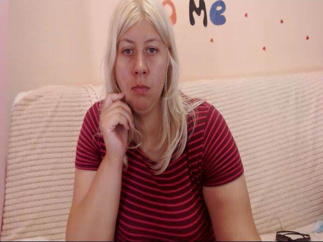 Live sex webcam photo for Kylie_Pag #252365503