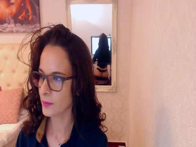 Live sex webcam photo for AlishaPacari #256027390