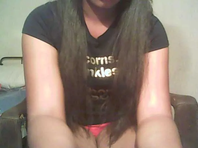 Live sex webcam photo for Mayah1 #243976731