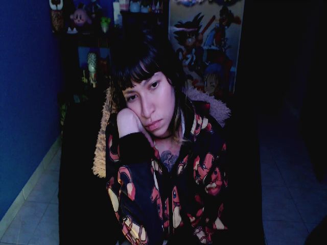 Live sex webcam photo for umaru_michae #255611159