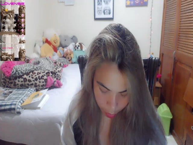 Live sex webcam photo for Meganhill_ #252663476