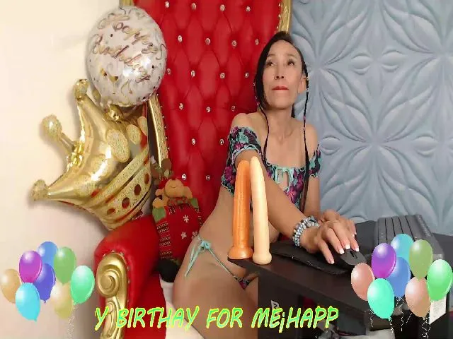 Live sex webcam photo for BlowMommy #252418957