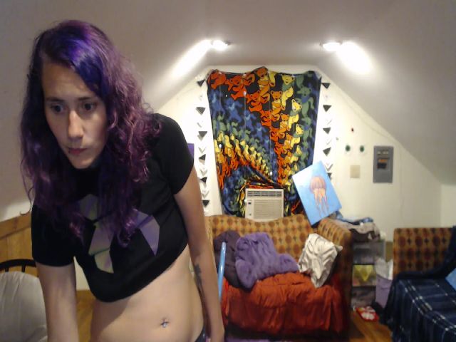 Live sex webcam photo for Violethooper1 #256647713