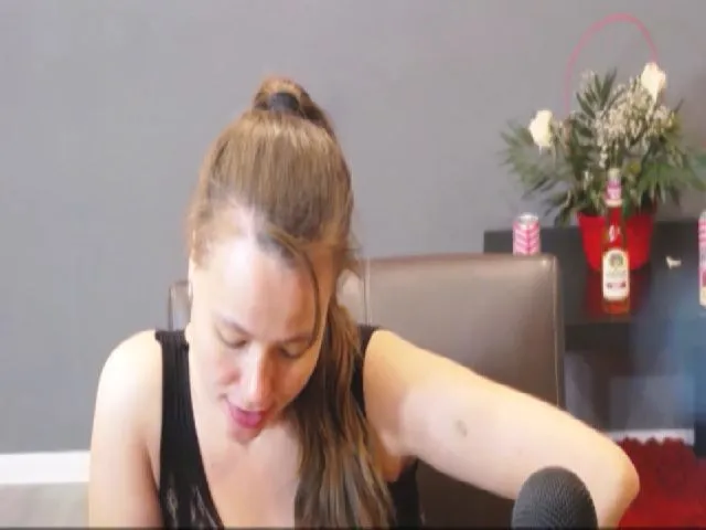 Live sex webcam photo for SimplyJoy #265156818