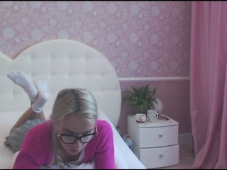 Live sex webcam photo for BunnySue #240699636