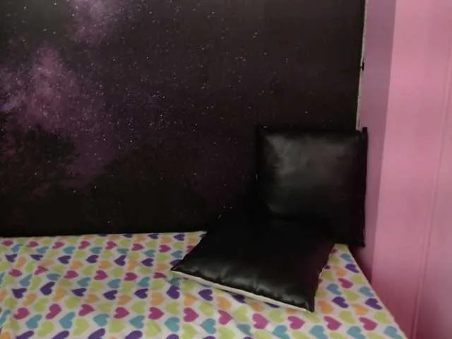 Live sex webcam photo for mallys #241253350