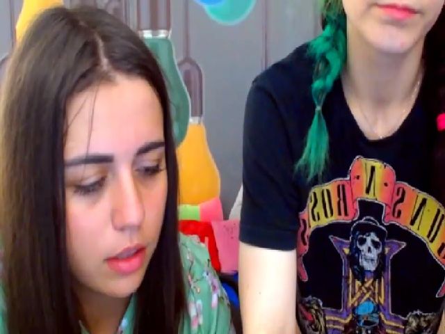 Live sex webcam photo for JordanFrank #263607926