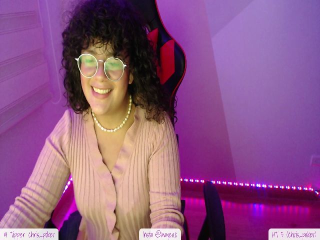 Live sex webcam photo for Isabela_1 #254955471