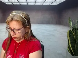 Live sex webcam photo for maturehot-1 #240684258