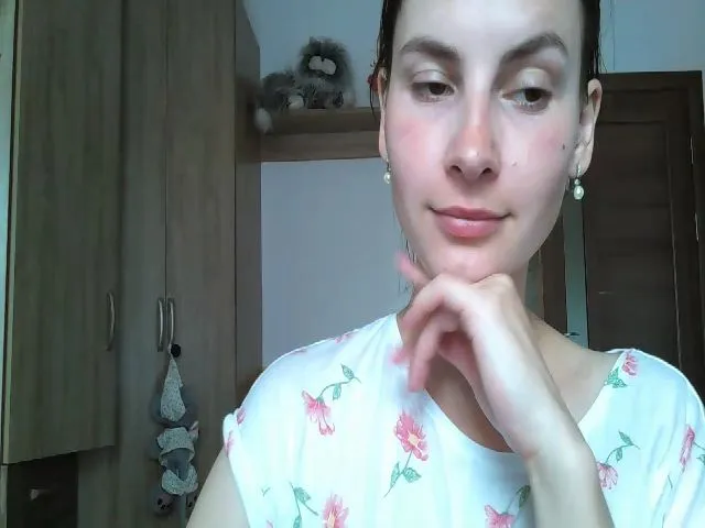 Live sex webcam photo for MisssSun #265516176