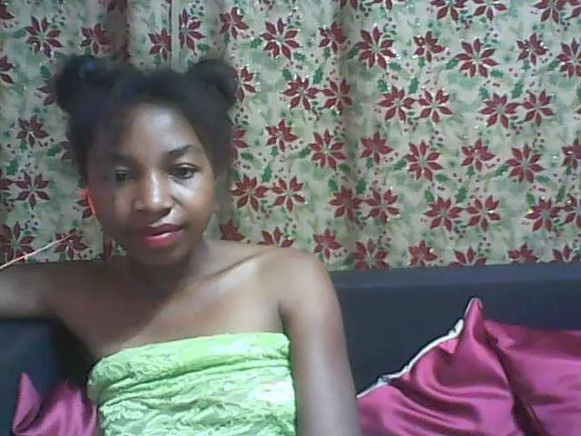 Live sex webcam photo for HOTHAIRYPUSSY #242673005