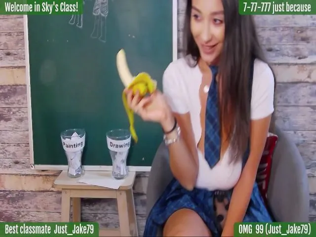 Live sex webcam photo for SkyV_ #260675563