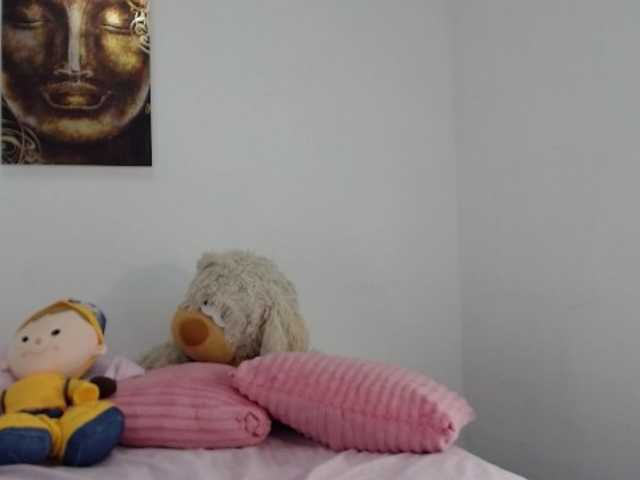 Live sex webcam photo for shantal20 #248397382