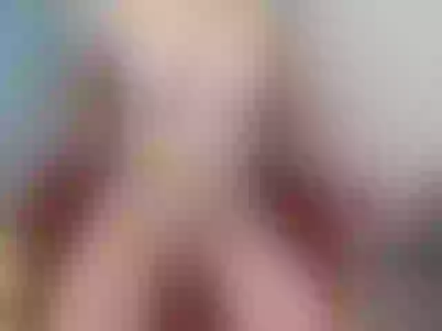 Live sex webcam photo for BlowMommy #245526431