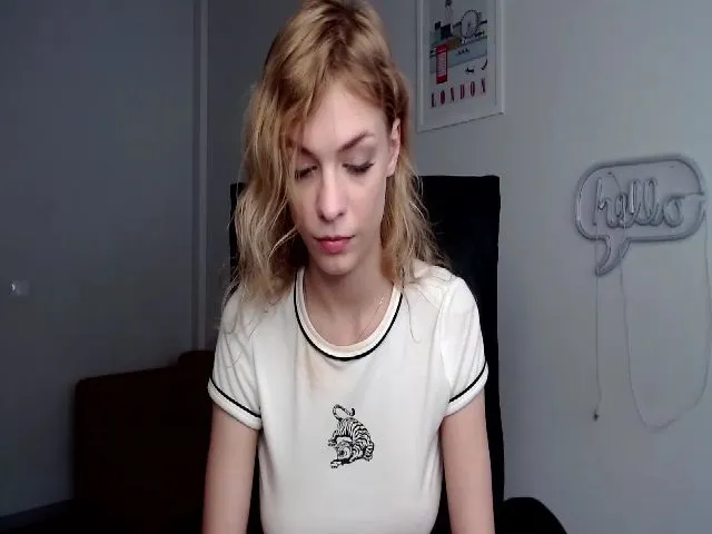 Live sex webcam photo for VanillaJenny #254780913