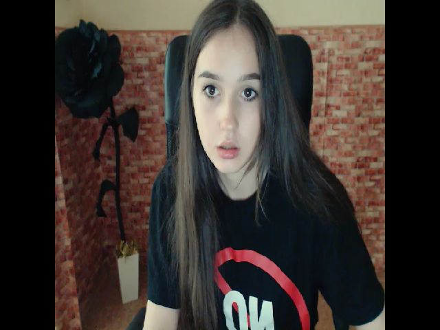 Live sex webcam photo for CuddliesKriss #253279315