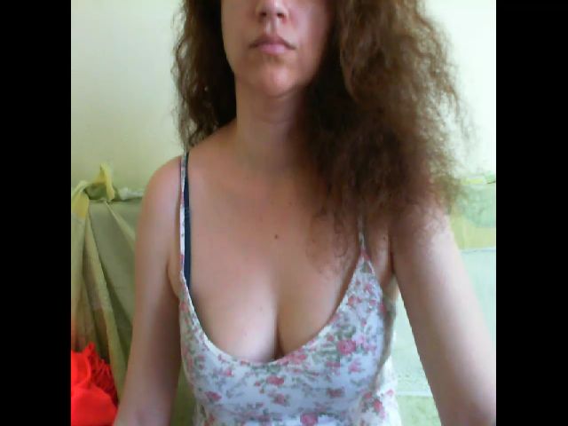 Live sex webcam photo for Aronia #253358775