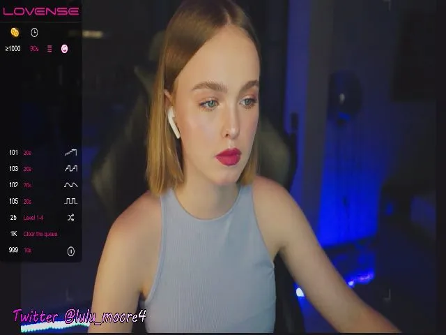 Live sex webcam photo for lumoore #255144593