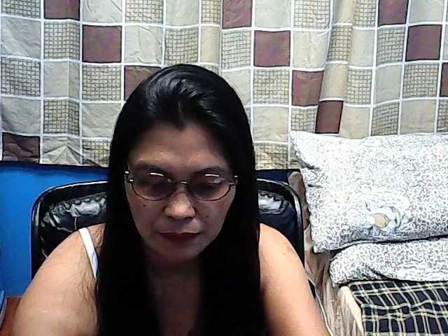 Live sex webcam photo for hOtGranny4u #241029739