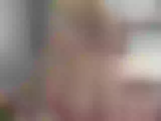 Live sex webcam photo for come2mom #242722308
