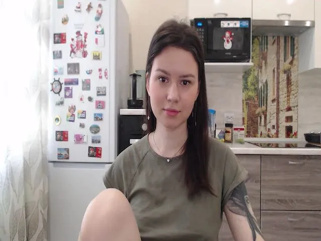 Live sex webcam photo for WonderXGirlXX #262599024