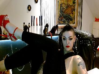 Live sex webcam photo for DaemonInk #251980522