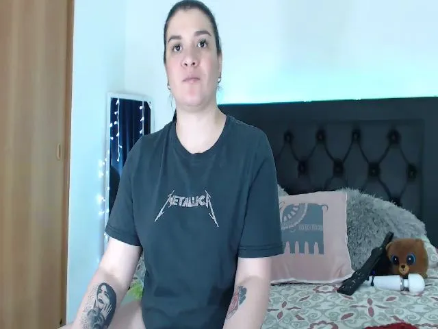Live sex webcam photo for Abby_owen_ #260599289
