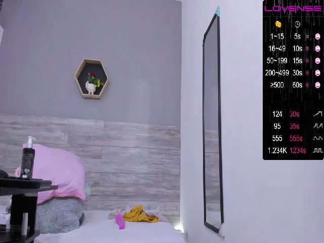 Live sex webcam photo for Skypiink #263703373