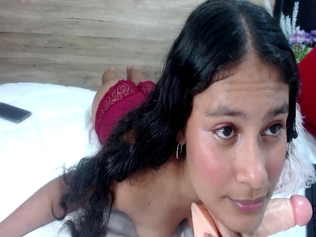 Live sex webcam photo for Lulu_girl #264210405