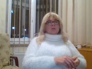 Live sex webcam photo for Luiziana111 #240818427