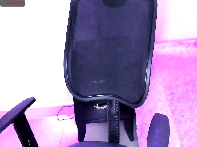 Live sex webcam photo for Annescarlett #253499227