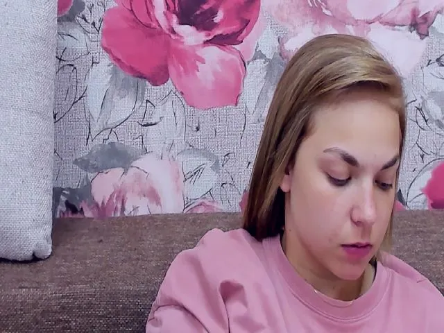 Live sex webcam photo for TataArdent #254690183