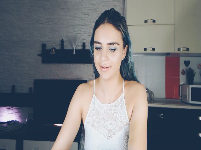 Live sex webcam photo for IrinyRay #253973664